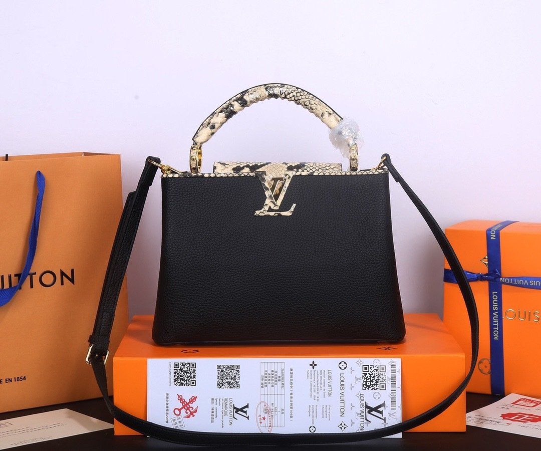 Louis Vuitton (LV) Luxury Fashion Brand Logo